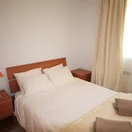 Alquilo 2 dormitorio apartamento de 80 m² en Puerto Banús