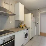 Rent a room of 200 m² in madrid