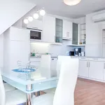 Miete 4 Schlafzimmer wohnung von 120 m² in Vienna