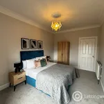 Rent 2 bedroom flat in Dundee