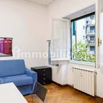 Rent 4 bedroom apartment of 100 m² in Genoa