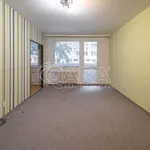 Pronajměte si 3 ložnic/e byt o rozloze 77 m² v Mělník