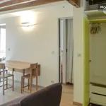 Appartement de 42 m² avec 1 chambre(s) en location à Paris