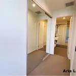 Rent 2 bedroom apartment of 250 m² in South Brisbane