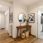 Rent 5 bedroom apartment of 120 m² in Madrid