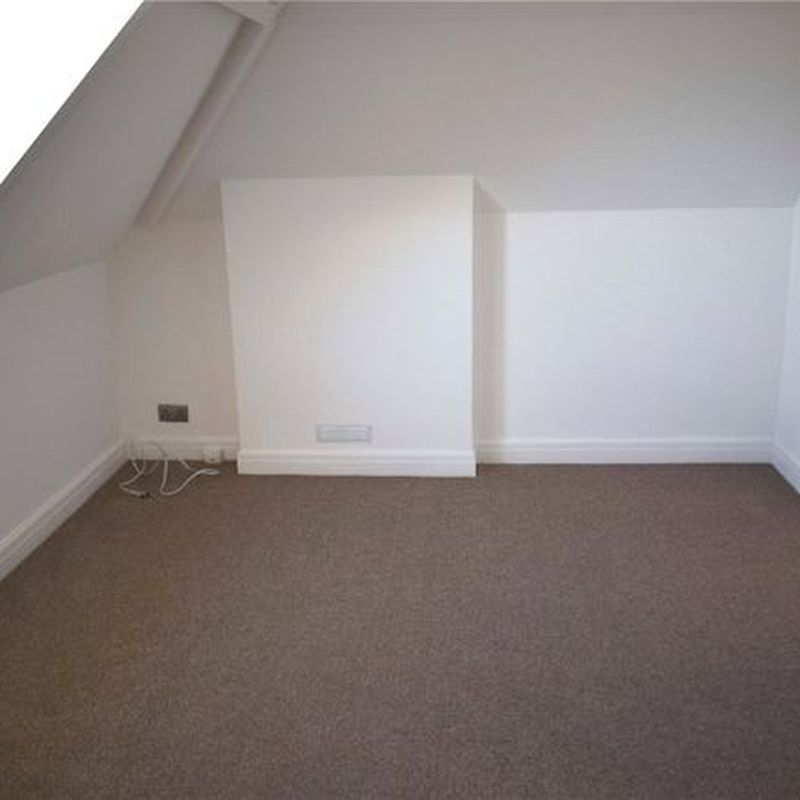 Flat to rent in Ocean View, 38 West Drive, Porthcawl CF36 Newton