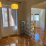 Alquilo 3 dormitorio casa de 110 m² en Madrid