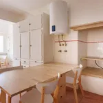 Rent 6 bedroom apartment in Lisbon