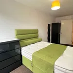 Rent 2 bedroom flat in West Midlands