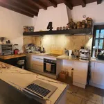 Maison de 145 m² avec 4 chambre(s) en location à Tarascon