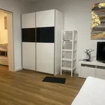 Rent 1 bedroom apartment of 28 m² in Düsseldorf