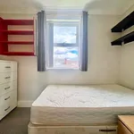 Rent 4 bedroom house in Yorkshire And The Humber