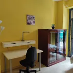 Rent 3 bedroom apartment of 115 m² in  Sevilla