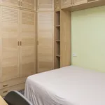 Rent 3 bedroom apartment in Barcelona