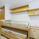 Alquilo 4 dormitorio apartamento de 157 m² en Valencia