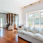 Rent 5 bedroom house of 233 m² in Rome