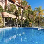 Rent 2 bedroom apartment of 140 m² in Marbella