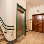 Rent 13 bedroom apartment in Lisbon