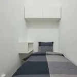 Rent a room in lisbon