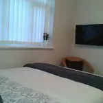 Rent a room of 70 m² in london