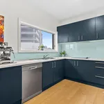 Rent 3 bedroom apartment in Wollongong City Council