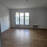 Rent 3 bedroom apartment of 50 m² in BEAUPREAU