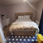 Rent 3 bedroom flat in Cambridge