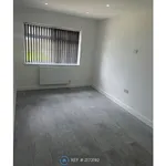 Rent 4 bedroom house in Bradford