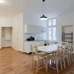 Rent a room of 237 m² in berlin