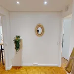 Rent a room of 101 m² in Paris