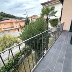 Villa in affitto a Maslianico via XXV Aprile, giardino, posto auto, box - TrovaCasa