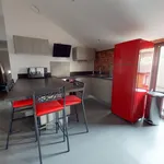 Appartement de 10 m² avec 4 chambre(s) en location à Saint-Étienne