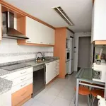 Rent 4 bedroom apartment of 130 m² in Madrid