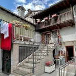 Rent 3 bedroom house of 70 m² in Traves