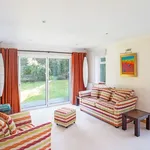 Rent 7 bedroom house in South East England