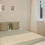 Rent a room in lisbon