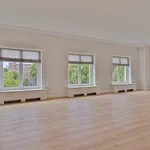 Rent 6 bedroom apartment of 252 m² in Voorhout