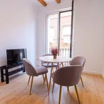 Rent 2 bedroom apartment of 10 m² in Barcelona