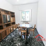 Rent 6 bedroom apartment of 98 m² in Genoa