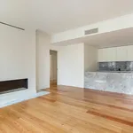 Rent 3 bedroom apartment of 132 m² in Lisbon