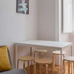 Rent a room in lisbon