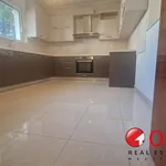 Rent 4 bedroom house of 255 m² in Γλυφάδα