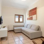 Rent 1 bedroom house of 150 m² in Porto