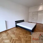 Pronajměte si 2 ložnic/e byt o rozloze 74 m² v Capital City of Prague