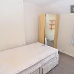 Rent 4 bedroom house in Belfast