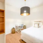 Rent 6 bedroom apartment of 10 m² in Lisbon