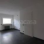 Rent 4 bedroom apartment of 96 m² in Ivrea