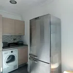 Rent 3 bedroom apartment of 110 m² in lisbon