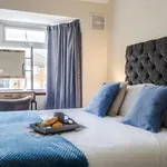 Rent 6 bedroom apartment of 96 m² in Birmingham