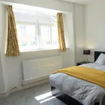 Rent 5 bedroom house in Swansea